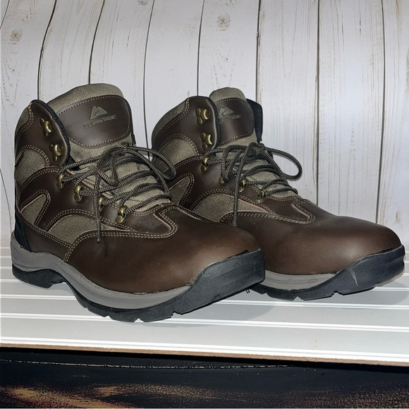 Ozark Trail Men's Size 13 Waterproof Rugged Outdoor Boots Leather Uppers Laceup - Picture 6 of 8